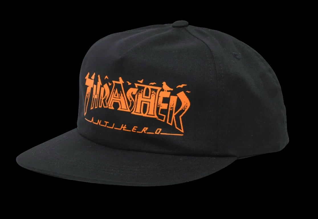 THRASHER SNAPBACK PIGEON MAG
Black